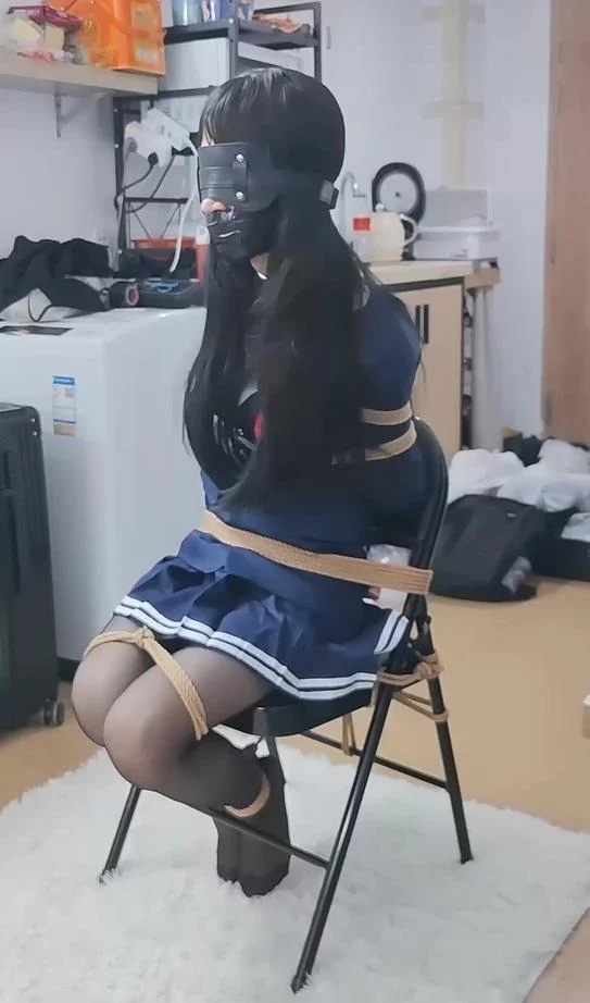 [cosplay]霞之秋诗羽~学姐的黑巧克力鉴赏（伪百合）-5