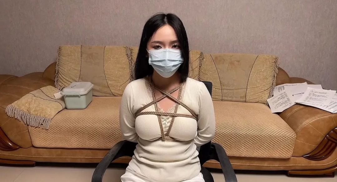 神秘访谈(小艺)-1