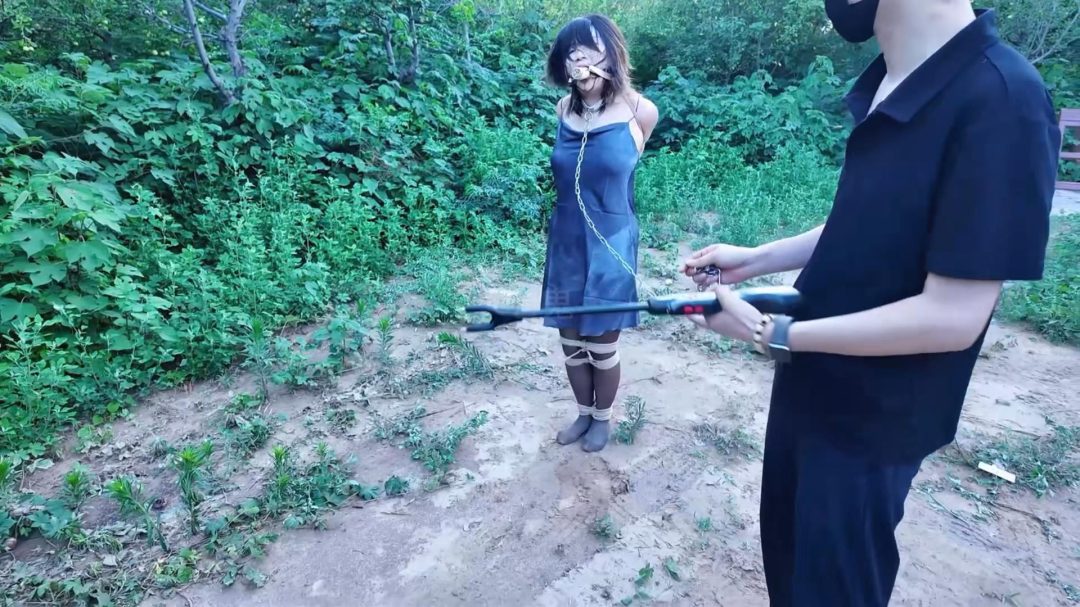 【老鬼定拍】初心《雯雯野外闷热炼狱上》【灰丝高跟/野外运输押解/汗湿脏身/空姐重口鞋扣脸/电击】-9 【老鬼定拍】初心《雯雯野外闷热炼狱上》【灰丝高跟/野外运输押解/汗湿脏身/空姐重口鞋扣脸/电击】-9