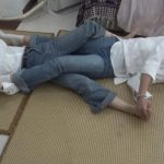【琳媚】【惜言】定拍 白衬衫+牛仔裤 女孩要走却被琳媚抓住脚摸冰冰袜 女孩不愿意最后互打互莫了起来