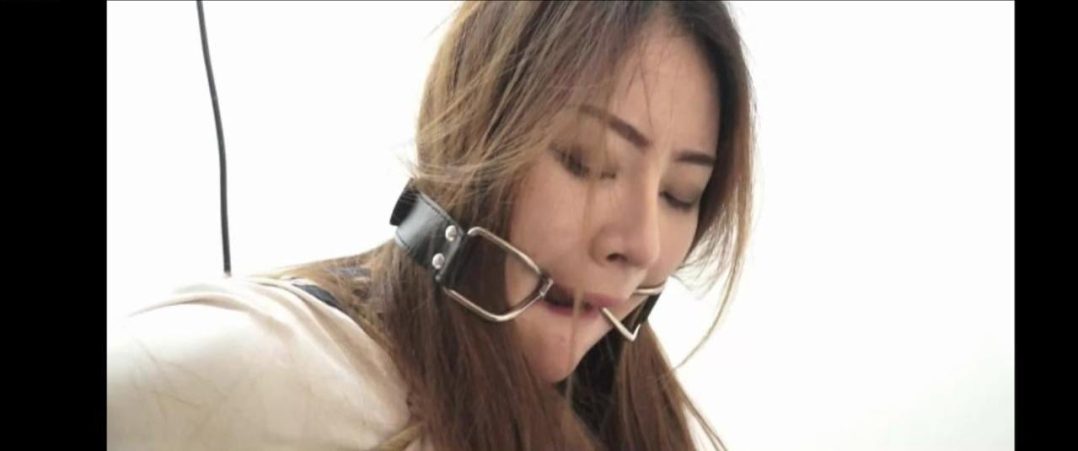 逍遥定制 老师与学生02 学生解开绳缚,不去报警竟然先报复老师!-7 逍遥定制 老师与学生02 学生解开绳缚,不去报警竟然先报复老师!-7