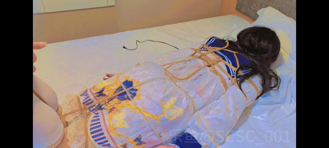 单向奔赴的小m体验驷马紧缚挠痒放置-4