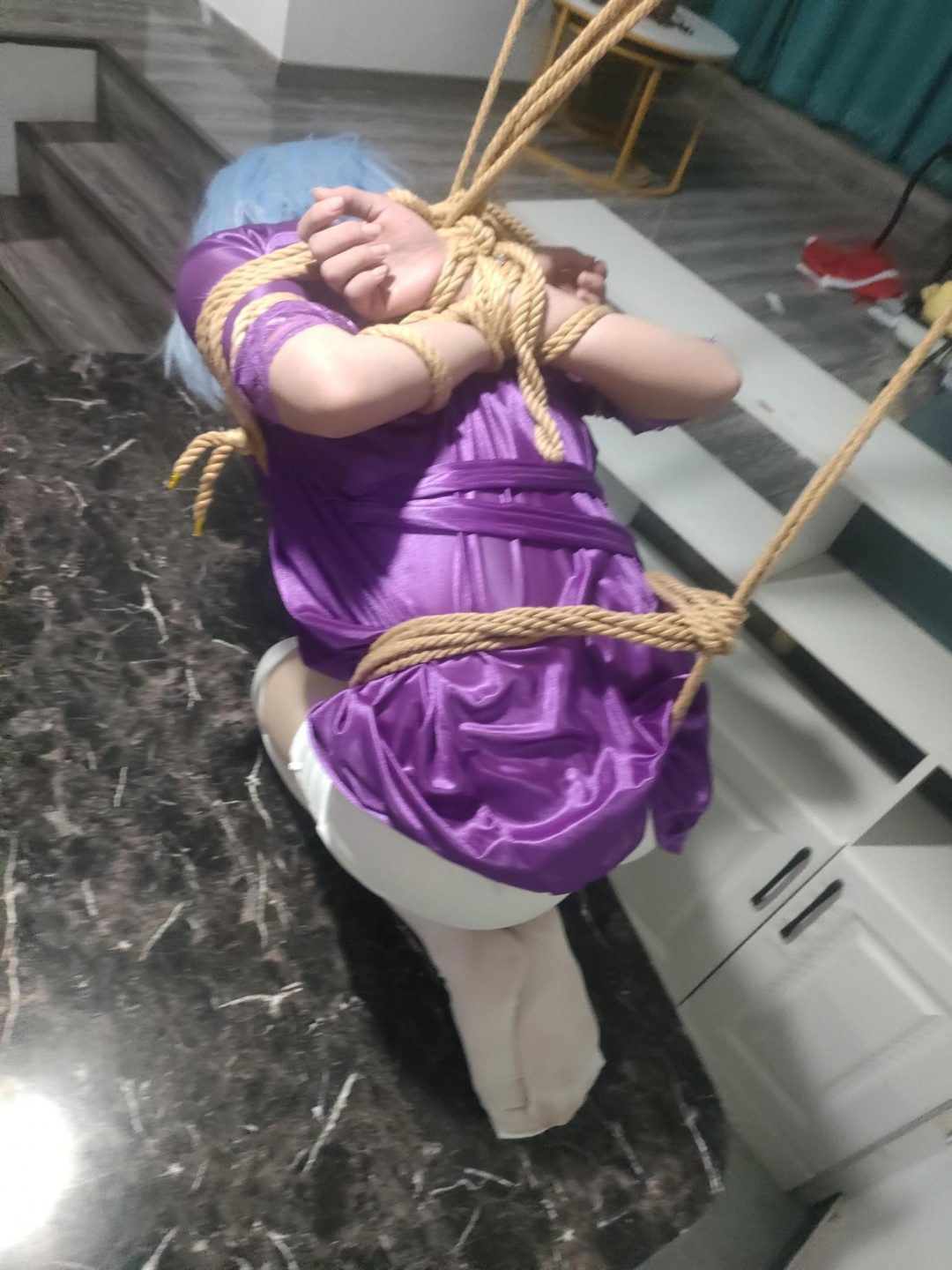 万圣节前夜cosplay狂欢《人妻蕾姆的紧缚调教》(合乎粥礼、入室抢劫、情趣速攻服,白丝挠脚心tk,极限单腿吊绑、五花大绑、吊绑悬空、罚跪打屁屁)-5 万圣节前夜cosplay狂欢《人妻蕾姆的紧缚调教》(合乎粥礼、入室抢劫、情趣速攻服,白丝挠脚心tk,极限单腿吊绑、五花大绑、吊绑悬空、罚跪打屁屁)-5