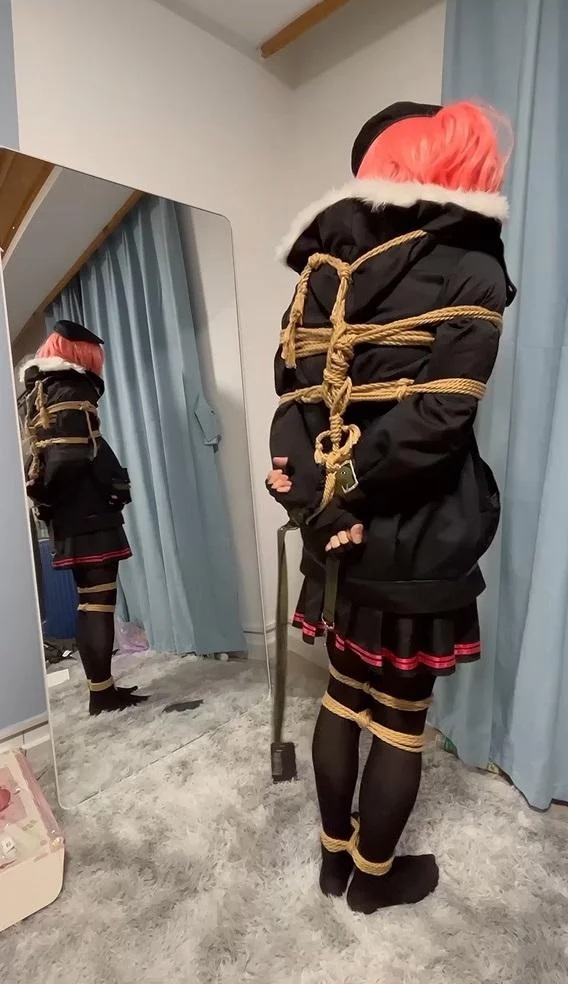 [cosplay]少女前线-MP7 JK 伪娘日式驷马 直臂驷马 捆绑挠痒-1