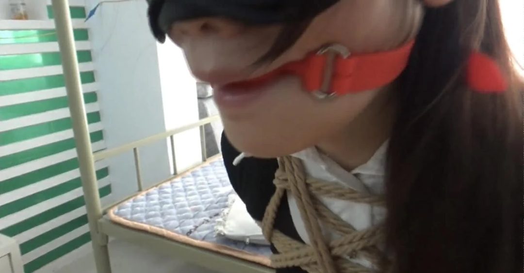 【佳怡】定拍 瑜伽老师接待家长被捆绑玩弄 搔首弄姿各种tj 最终服从-2
