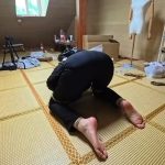 西服五花紧缚!
