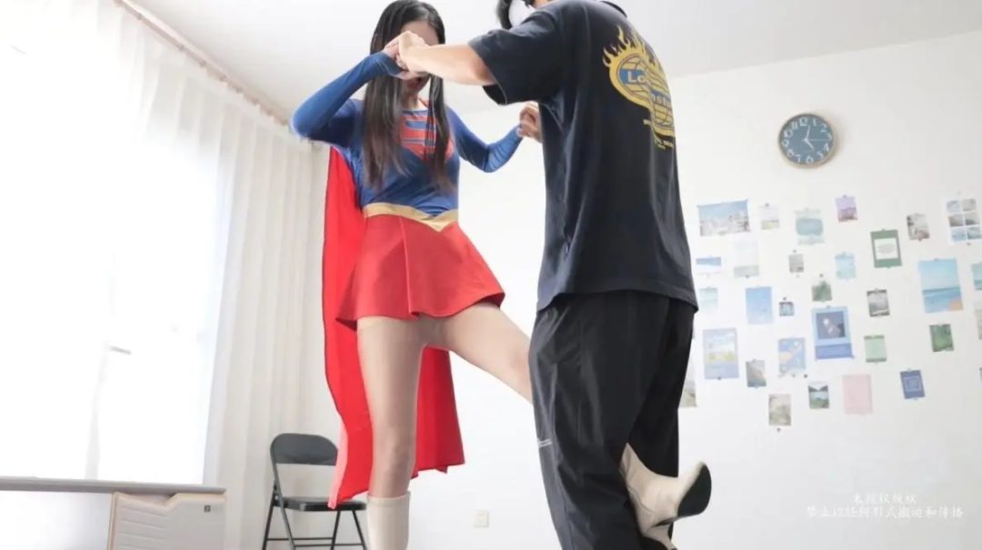 （得意客出品）女超人遇难-4