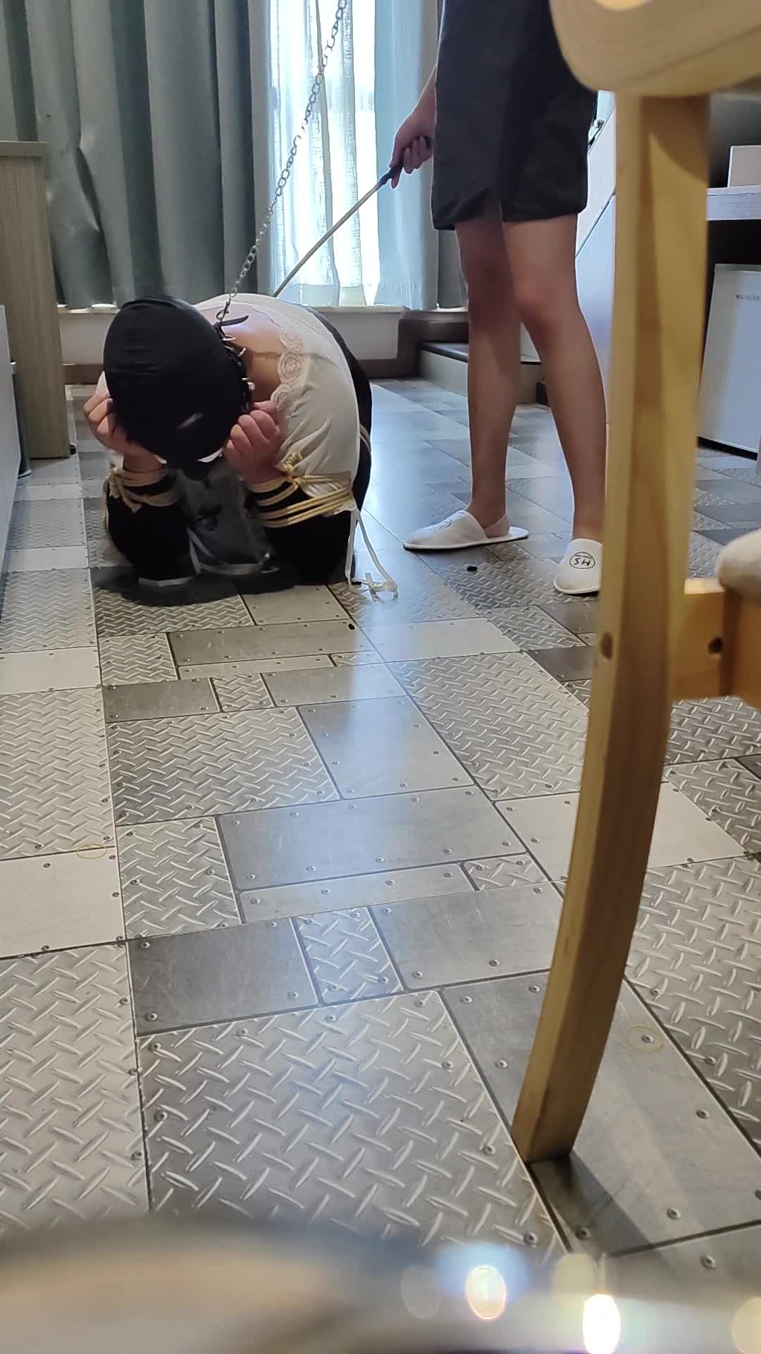 安妮女王首次调教网约男-5