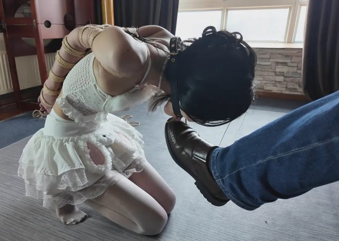 软妹子白培培初体验-7