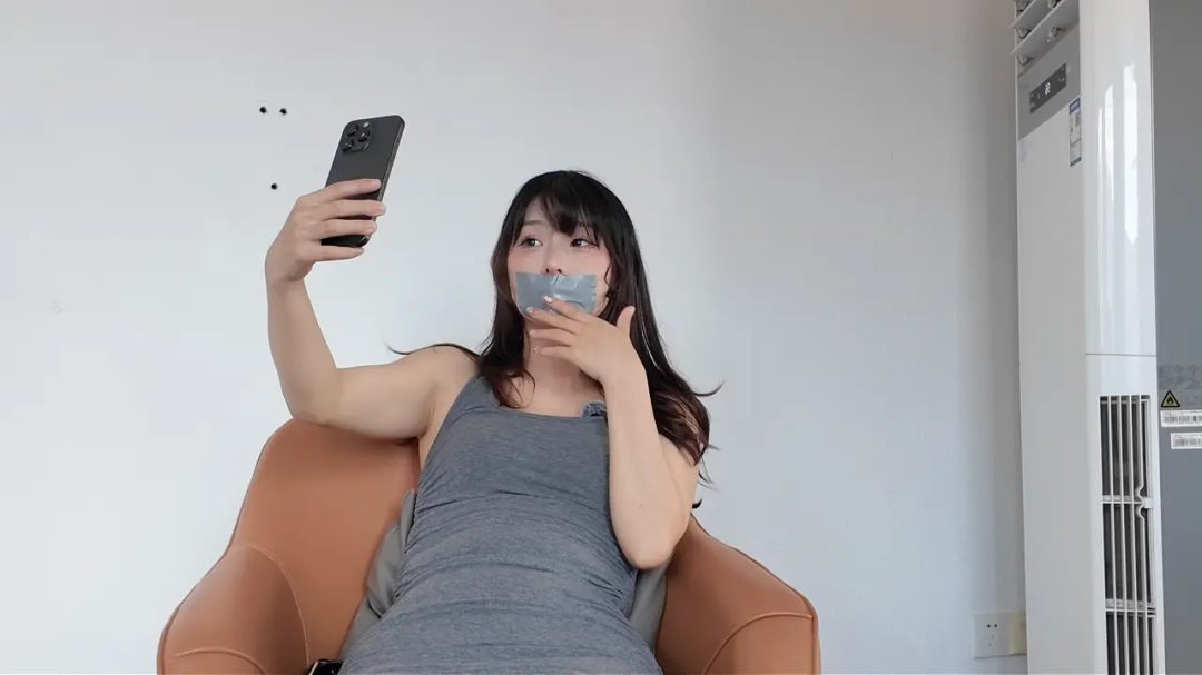 【Chrisgag】灰丝灰裙的姐姐自缚却遇到了小麻烦-2