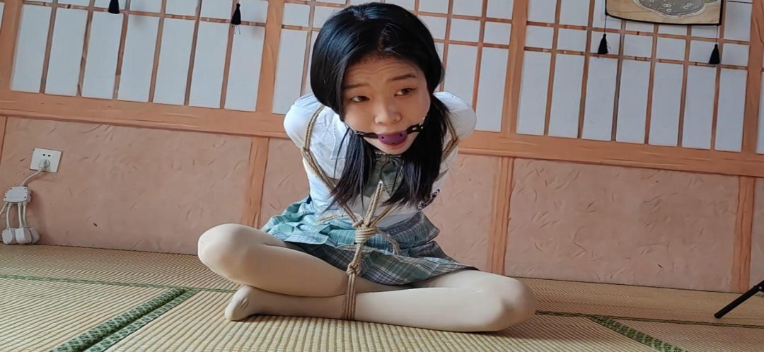 娜娜试镜《后手观音和超紧欧式直臂海老缚放置》及访谈-8