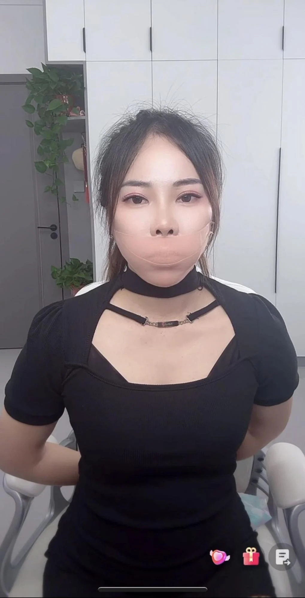 鱼糯糯 紧身渔网袜女主播丝袜包头堵嘴-7