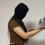 云雀定拍.公报私仇01.绑架惩罚刻薄的女总裁却意外遭遇屋中潜伏的神秘蒙面女人