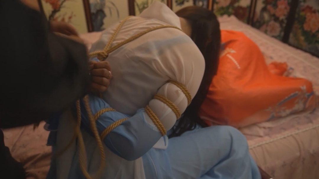 一绳有你工作室定拍：《侠女传说》上 采花贼洞房绑走新娘-5
