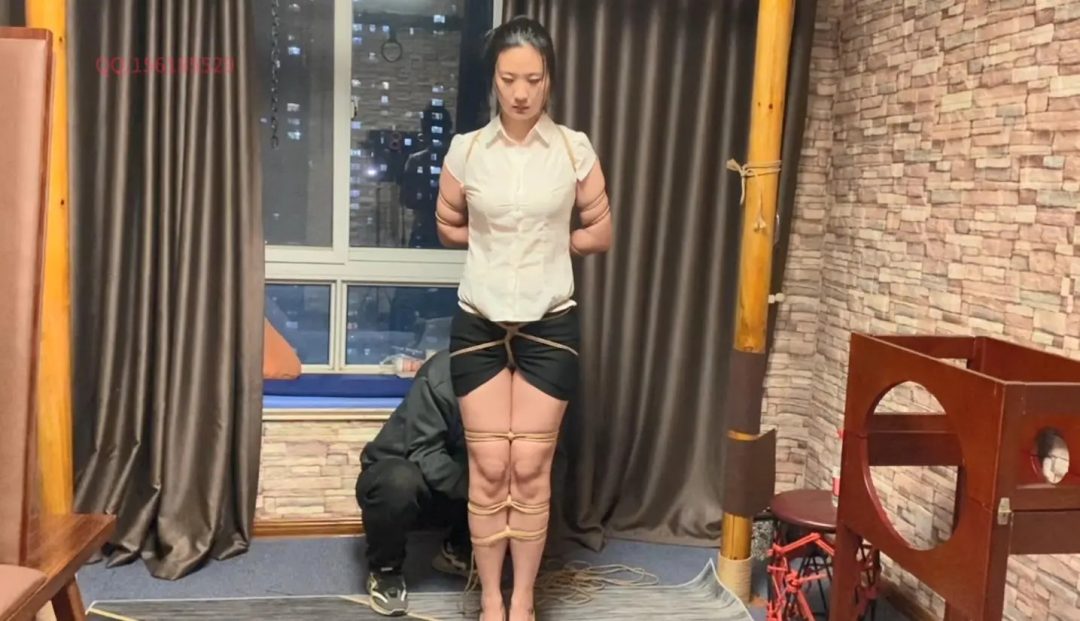 老虎凳极限 痛苦到撕心裂肺 kt-2
