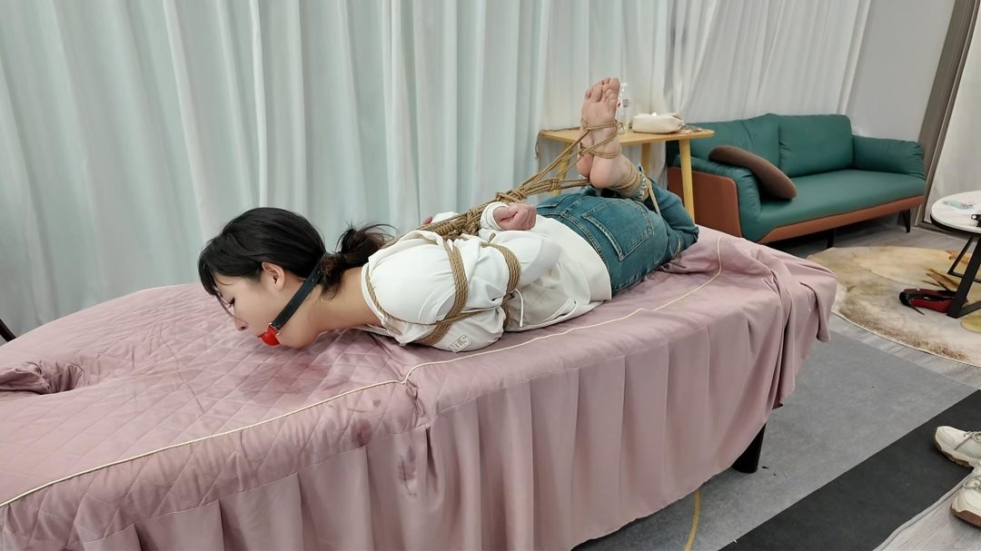 绑架之姐妹花琴、倩-8