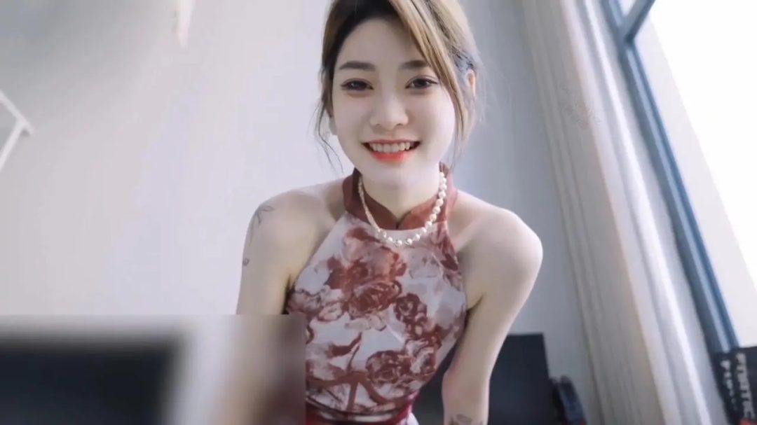 脚模摄影-酷似网红蔓越莓的妹子旗袍tk-3