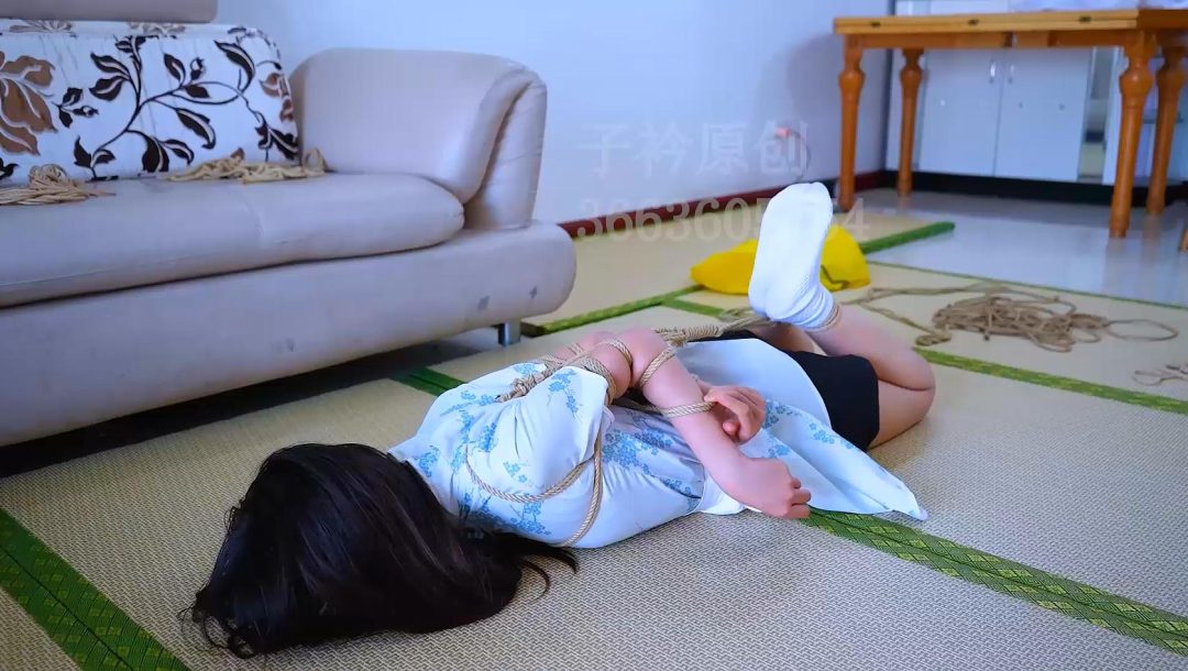 小凝 直臂 驷马挣扎-3