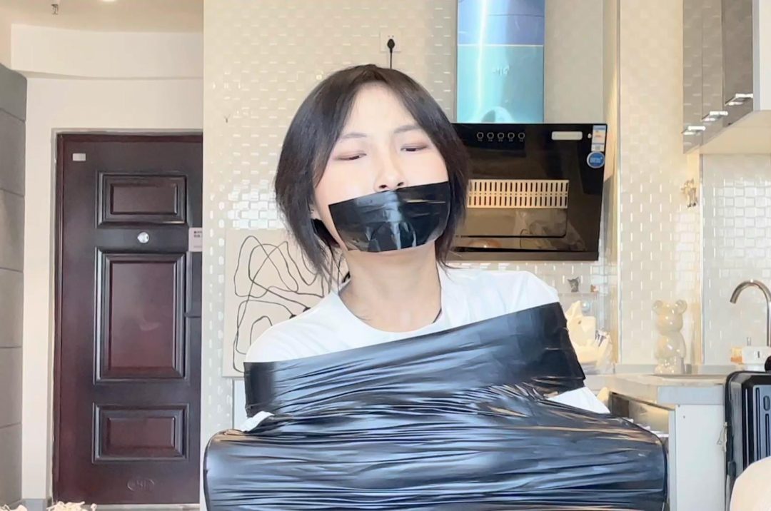 【缚艺录】【小媛】黑色胶带与白袜-6