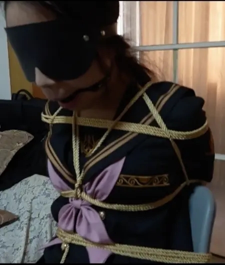 制服jk等多服装绳缚体验-2