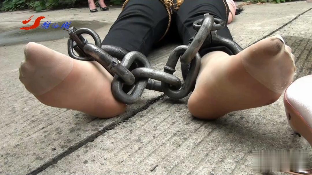 雅俗阁 刑场囧事（思婷·思语·思珊）-10