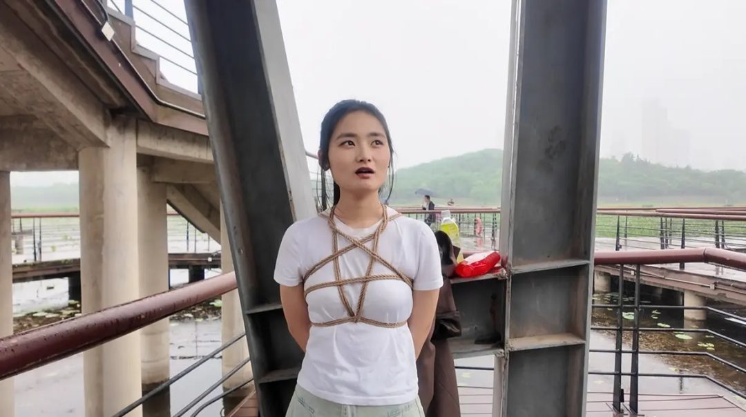 公园雨中 内心深处的心灵访谈-2