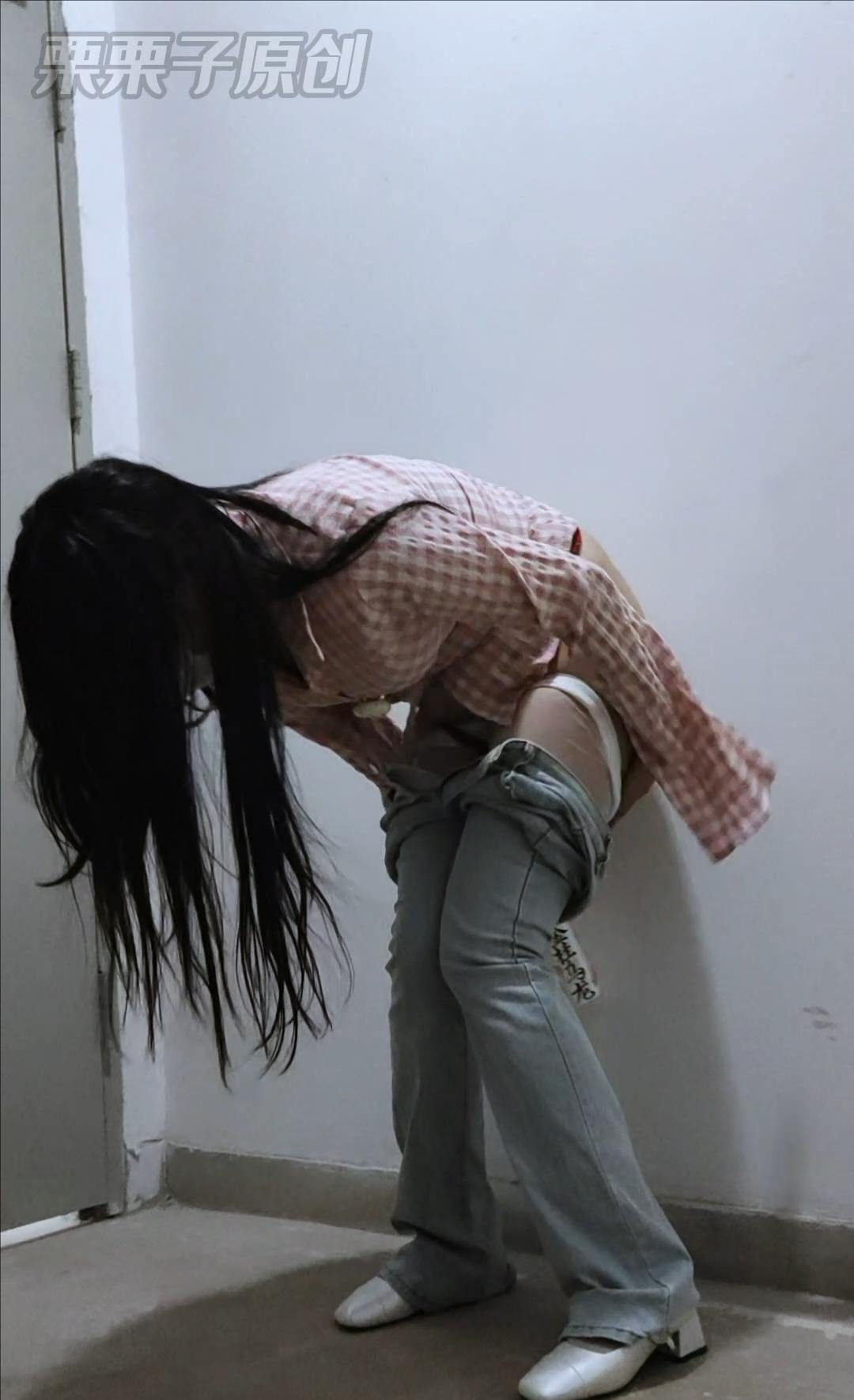 【栗栗子原创】《自缚的邻家妻子 01》 户外、失禁、失禁到瓶子里-5