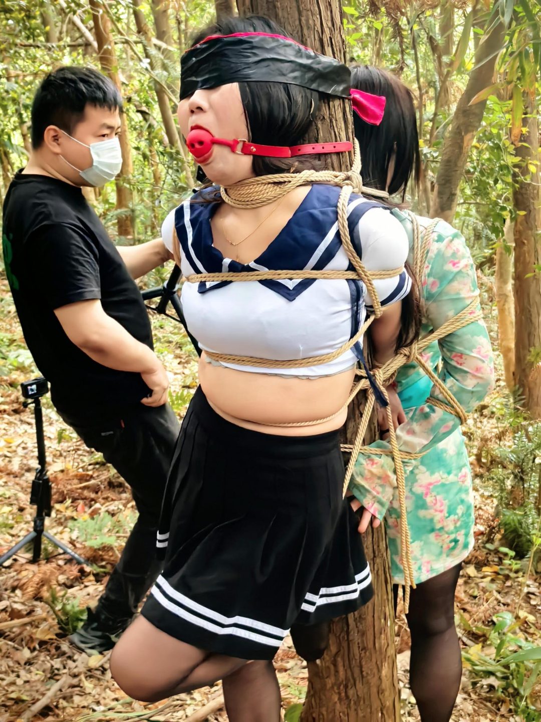 客户体验约绑户外的小树林-4