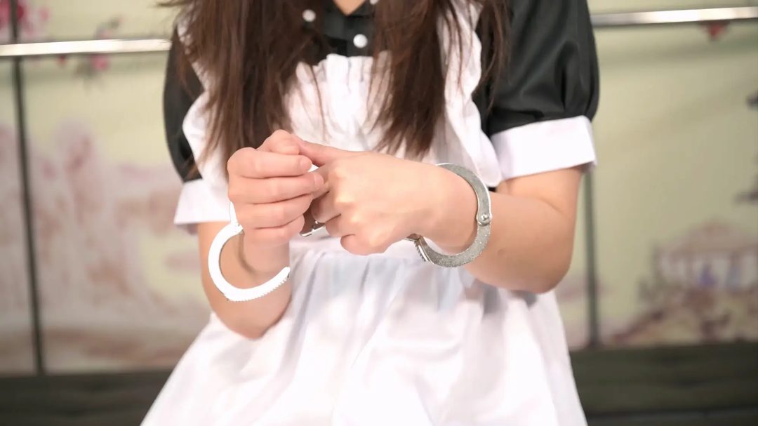 【美腿镣铐系列】雪碧女佣白丝板铐铐脚--JK鞋、自铐-4