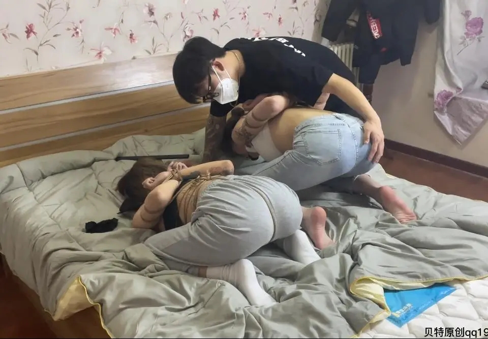 贝特工作室原创剧情片—《被跟踪的小艺》第二集-8