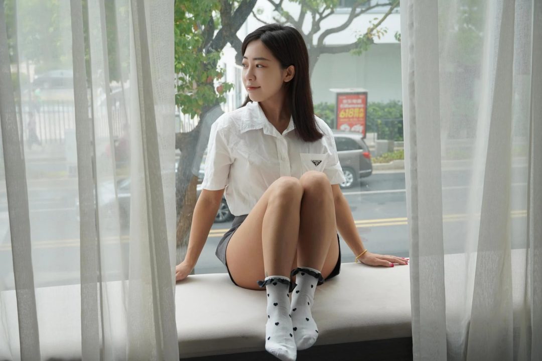 学妹爱心印花绸缎花边白袜+裸足TK-1