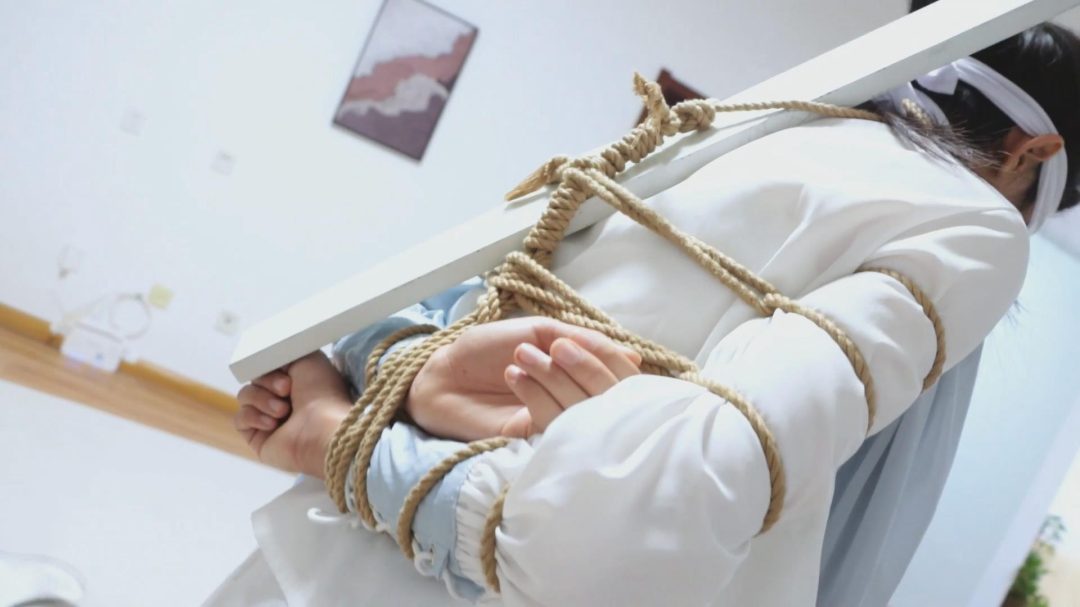 【得意客定拍】《次元三角·语汐篇(完)》送刑场女侠双臂被折,戴枷游行最终难逃斩首,真否?-2 【得意客定拍】《次元三角·语汐篇(完)》送刑场女侠双臂被折,戴枷游行最终难逃斩首,真否?-2