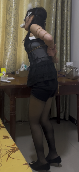 小姐姐新人来袭，哀嚎，黑丝 大美腿-8