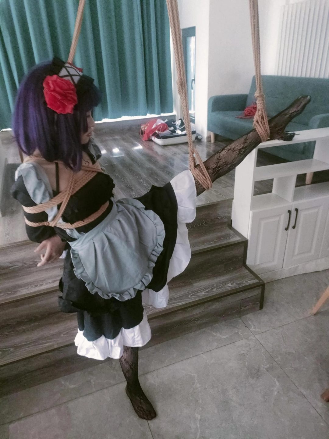 《黑江雫cos女仆调教记》-高抬腿极限紧缚+M羞耻开腿+黑丝袜tk挠脚心+项圈狗链+家具捆绑一体化放置放倒+趴床抽打+解开过程+吊缚吊哭等等-3 《黑江雫cos女仆调教记》-高抬腿极限紧缚+M羞耻开腿+黑丝袜tk挠脚心+项圈狗链+家具捆绑一体化放置放倒+趴床抽打+解开过程+吊缚吊哭等等-3
