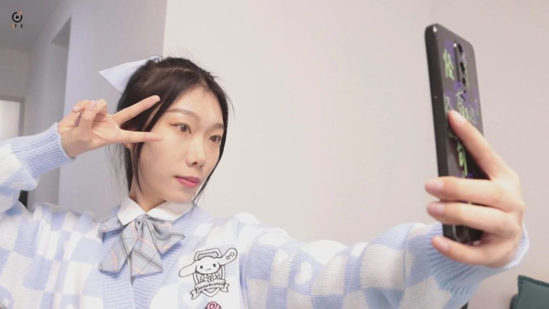 【得意客定拍】《毒舌女友很宠我》受不了女友毒舌？那咱不忍了！绑了堵嘴打屁股去！还敢嚣张吗？！-1