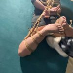 30岁成熟少妇被玩弄。很爽。还说要把女儿带过来一块