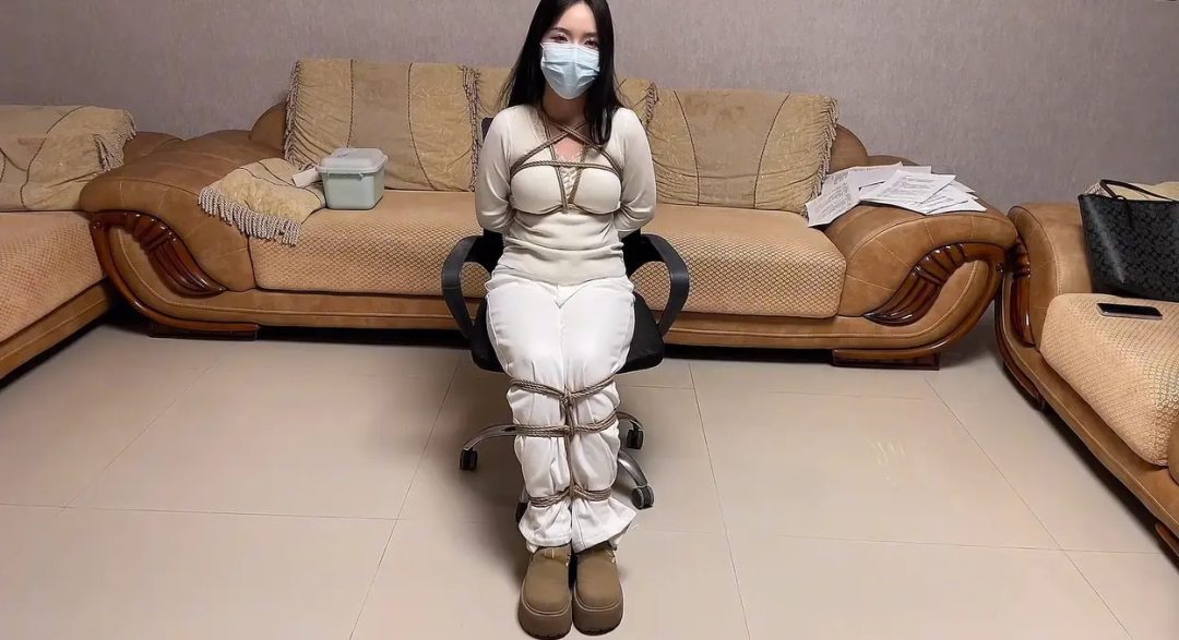 神秘访谈(小艺)-4