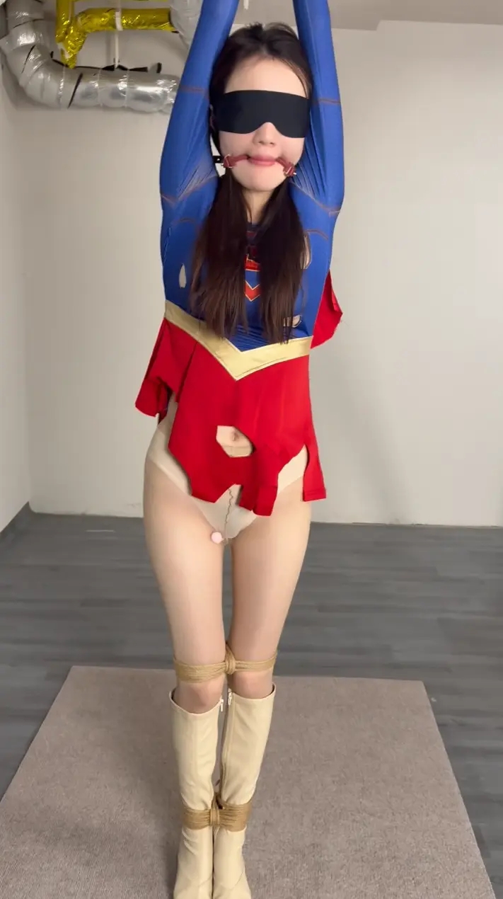（眼眸出品）女超人-2