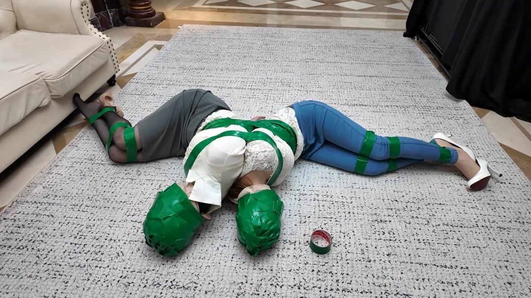 枫叶定拍—女老板与女保镖下,布基胶带极致缠绕捆绑封头,诺澜制裁背后算计她的雨诺和南清-1 枫叶定拍—女老板与女保镖下,布基胶带极致缠绕捆绑封头,诺澜制裁背后算计她的雨诺和南清-1