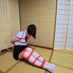 JK装 红色尼龙绳绑法cos原神旅行者！最后可否脱缚呢？
