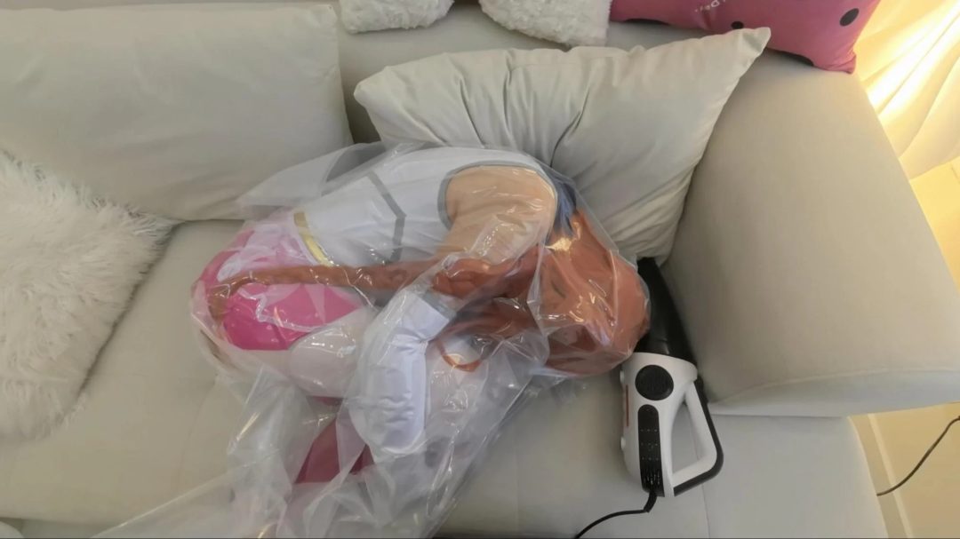 白丝上下真空无内 如月火炼体验公厕玩具 代驾师傅不亦乐乎 乳夹 内置 狗绳牵引 sp 人为 真空袋打包-12