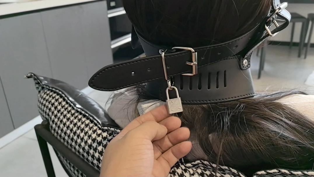好奇小秘TJ日记 紧缚 滴蜡 sp 电击 防毒面具 欲罢不能 昏迷-2 好奇小秘TJ日记 紧缚 滴蜡 sp 电击 防毒面具 欲罢不能 昏迷-2