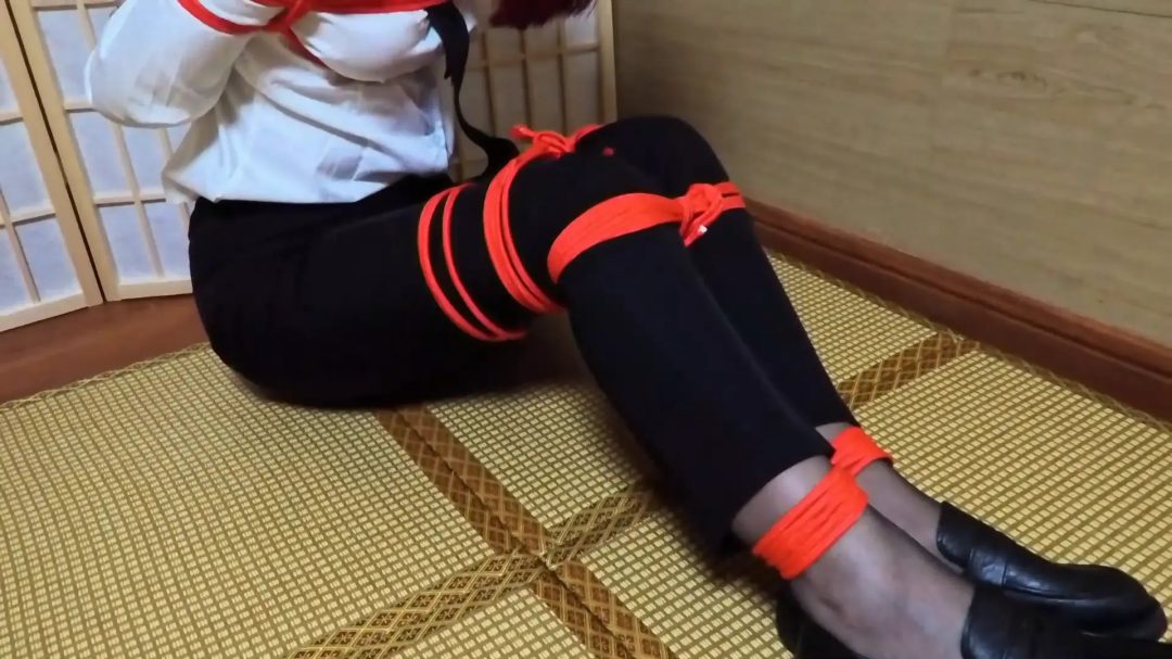 电锯人玛奇玛低成本绑法cos！裤里丝！-3