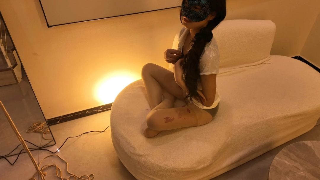 美女文慧人体盛！打屁股-5