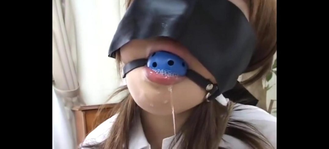 被捆绑的女白领-5