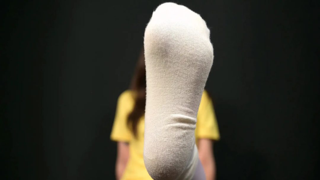 【美腿玉足系列】雪碧白丝套奶白棉袜袢带鞋展示-4