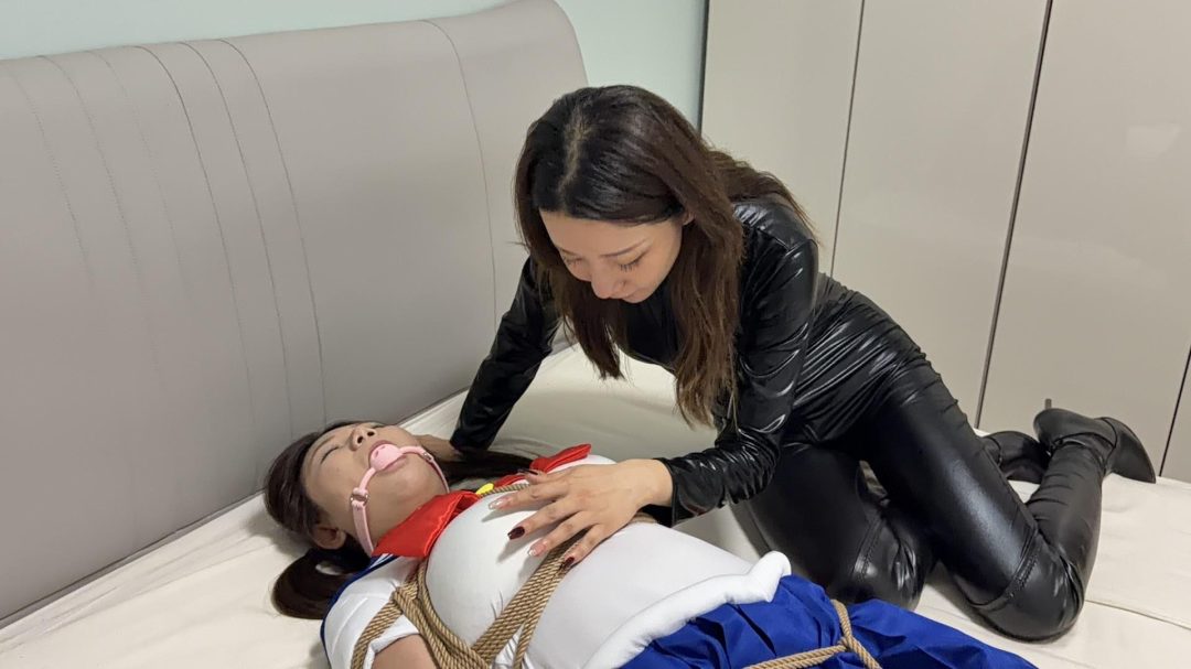 魔法少女与黑寡妇决战之巅 五花，驷马，手脚拷 口球堵嘴-3