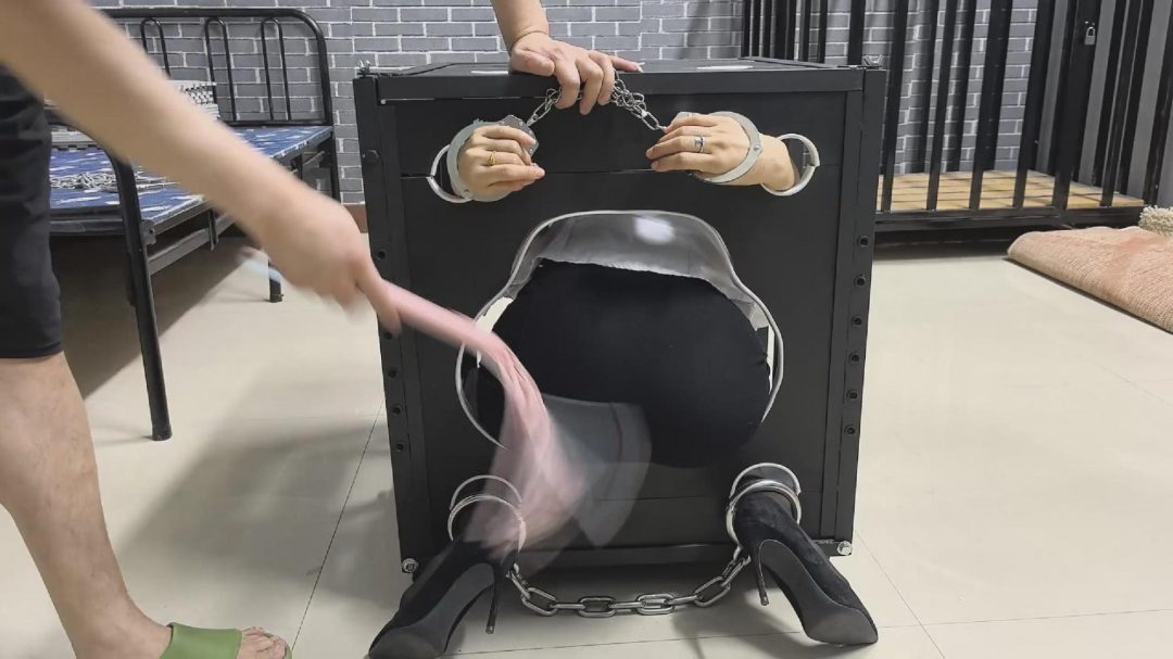 绳屋藏娇 囚笼玩法展示及捆绑-3