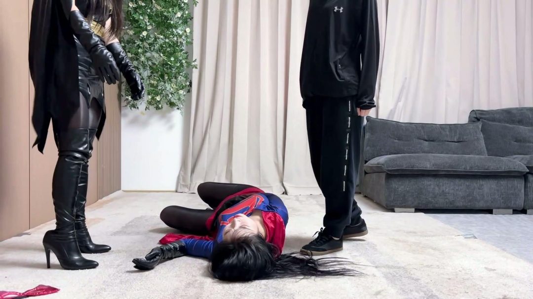 女英雄研究所 [李然 吴晗]女超人惨败:女魔王的凌辱 正片 双女超人上集-14