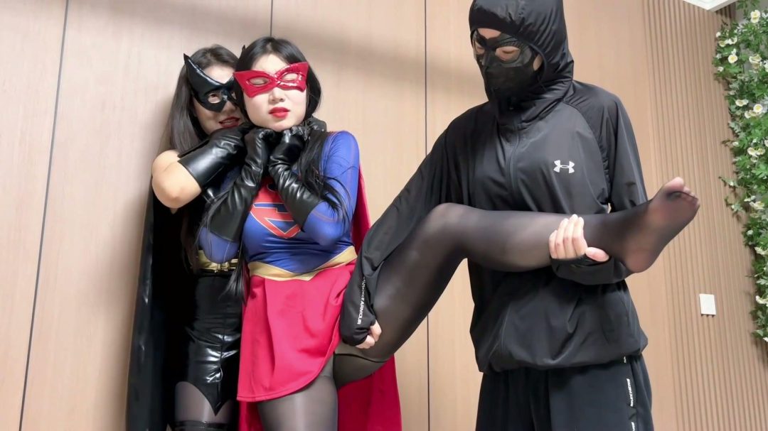 女英雄研究所 [李然 吴晗]女超人惨败:女魔王的凌辱 正片 双女超人上集-12